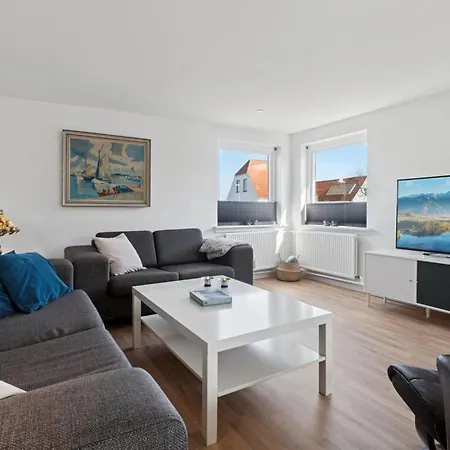 Keld - 350m From The Sea By Interhome